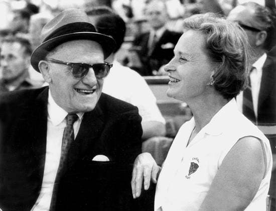 SPORTS-MCCASKEY-OBIT-5-TB George Halas with his daughter Virginia McCaskey, at a Bear-Packer game in Milwaukee on Aug. 19, 1968. (Ed Feeney Chicago Tribune file TNS) MILWAUKEE WI - Wisconsin USA - United States EDITORIAL USE ONLY Copyright: xx 134181714W EdxFeeneyx krtphotoslive950051