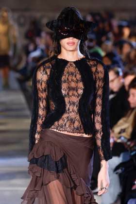Défilé de mode Collina Strada collection automne hiver 2025 2026 lors de la Fashion Week de New York Défilé de mode Collina Strada collection automne hiver 2025 2026 lors de la Fashion Week de New York City, NY, Etats Unis, le 7 février 2025 Runway TCollina Strada Fall RTW 2025 fashion show as part of New York Fashion Week on February 07, 2025 in New York, New York New York Etats Unis  Copyright: xAgencex xBestimagexAgencex xBestimagex
