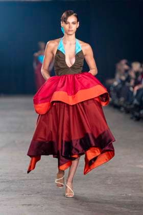 Christopher John Rogers Ready to wear fall winter 2025 26 NEW YORK February 2025 Christopher John Rogers Ready to wear fall winter 2025 26 NEW YORK February 2025, Credit:Zeppelin Avalon  Copyright: xZeppelinx xAvalonx 0961013830