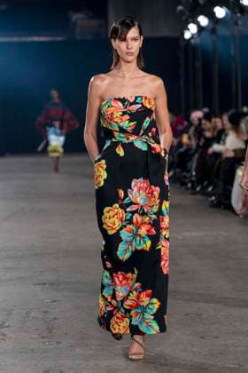 Christopher John Rogers Ready to wear fall winter 2025 26 NEW YORK February 2025 Christopher John Rogers Ready to wear fall winter 2025 26 NEW YORK February 2025, Credit:Zeppelin Avalon  Copyright: xZeppelinx xAvalonx 0961013959