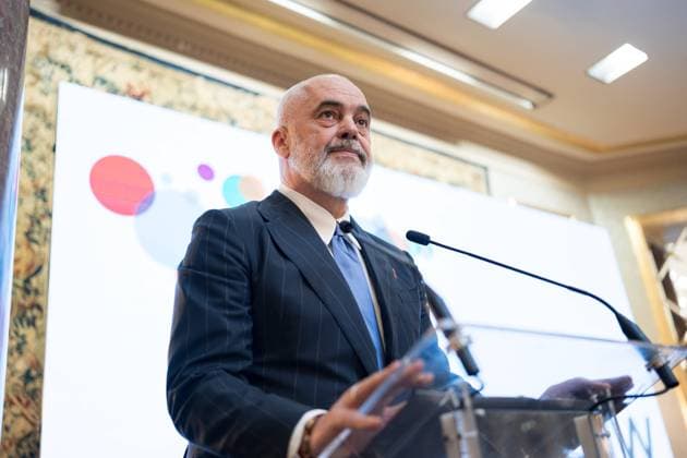 The Prime Minister of the Republic of Albania, Edi Rama, speaks during the award ceremony of the Universal Spanish 2024 prize of the Independent Foundation, at the Hotel Wellington, on February 7, 2025, in Madrid Spain The award has gone to Javier Cremades, leader of the Cremades Calvo Sotelo law firm and president of the World Jurist Association This is the first lawyer to be awarded this prestigious award that also have other figures such as Cela, Galán or Nadal among others The event brings together voices from around the world to pay tribute not only to Javier Cremades, but also to celebrate the transcendence of law as a fundamental pillar of democratic societies, Galán or Nadal among others The event brings together voices from around Copyright: xDiegoxRadamà sx 6505172