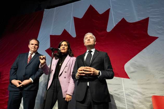 February 7, 2025, Toronto, On, Canada: Employment Minister Steve MacKinnon, left, Transport Minister Anita Anand and Minister of Innovation, Science and Industry Francois-Philippe Champagne, right, answer media questions during a Canada-U.S. economic summit in Toronto, Friday, Feb. 7, 2025. Toronto Canada - ZUMAc35_ 20250207_zaf_c35_026 Copyright: xFrankxGunnx