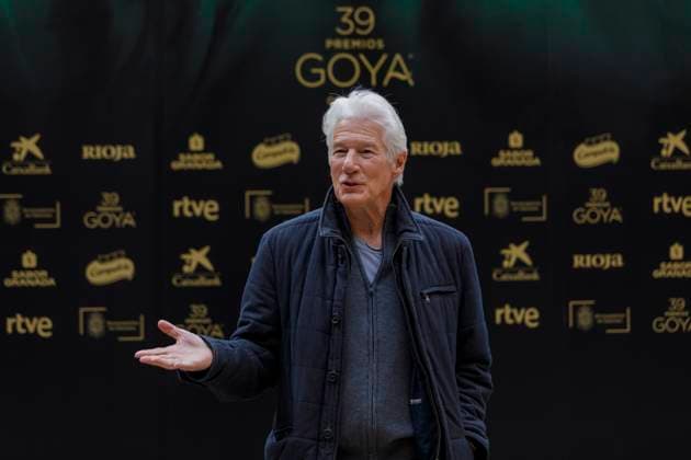 Press conference with actor Richard Gere Granada Actor Richard Gere during the press conference at the Palace of Charles V of the Alhambra, on February 7, 2025 in Granada Andalusia, Spain As part of the preparations for the 39th edition of the Goya Awards, actor Richard Gere, winner of the International Goya, gave a press conference at the Palace of Charles V of the Alhambra 07 FEBRUARY 2025 Álex Cálex Cá Granada Granada Andalucia Granada Andalucia Spain  Copyright: xÃlexxCamarax 6505229