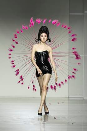 February 7, 2025, New York, New York, USA: Model walks runway during Christian Cowan show at New York Fashion Week Fall Winter 2025 at Glasshouse in New York. New collection by designer Cowan was inspired and is tribute to Abbie McLaughlin who passed away in 2024. New York USA - ZUMAr339 20250207_znp_r339_159 Copyright: xLevxRadinx