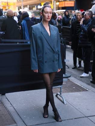 NYFW - Calvin Klein Arrivals Meredith Duxbury attends the Calvin Klein show during the New York fashion week in Midtown, New York on February 7, 2025. Photo by Dylan Travis ABACAPRESS.COM New York City NY United Arab Emirates  Copyright: xDylanxTravis ABACAx