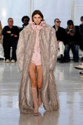 AKNVAS Ready to wear fall winter 2025 26 NEW YORK February 2025 AKNVAS Ready to wear fall winter 2025 26 NEW YORK February 2025, Credit:Zeppelin Avalon  Copyright: xZeppelinx xAvalonx 0961207662