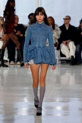AKNVAS Ready to wear fall winter 2025 26 NEW YORK February 2025 AKNVAS Ready to wear fall winter 2025 26 NEW YORK February 2025, Credit:Zeppelin Avalon  Copyright: xZeppelinx xAvalonx 0961207816