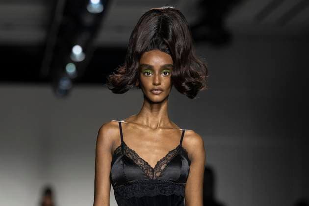 Christian Cowan runway show during New York Fashion Week Fall Winter 2025 Model walks runway during Christian Cowan show at New York Fashion Week Fall Winter 2025 at Glasshouse in New York. New collection by designer Cowan was inspired and is tribute to Abbie McLaughlin who passed away in 2024. New York New York United States Copyright: LevxRadin