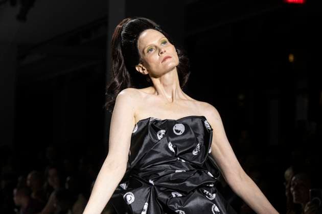 Christian Cowan runway show during New York Fashion Week Fall Winter 2025 Model walks runway during Christian Cowan show at New York Fashion Week Fall Winter 2025 at Glasshouse in New York. New collection by designer Cowan was inspired and is tribute to Abbie McLaughlin who passed away in 2024. New York New York United States Copyright: LevxRadin
