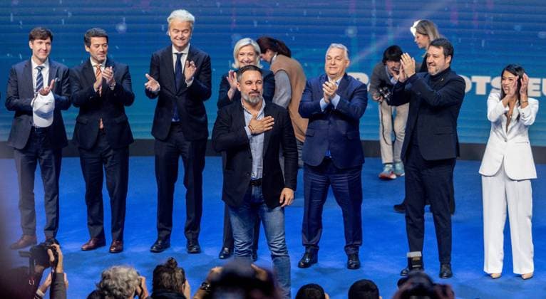 Bilder des Jahres 2025, News 02 Februar News Themen der Woche KW06 Vox convenes a summit with the leaders of the European far right Vox leader, Santiago Abascal c , during the Patriots summit, at Hotel Marriott Auditorium, on February 8, 2025, in Madrid Spain Vox has organized in Madrid a summit of Patriots, formation that integrates the political parties of the homonymous group of the European Parliament The meeting will be held on February 7 and 8 and will be attended by some of the leaders of the European far right 08 FEBRUARY 2025 VOX RIGHT WING ULTRADERECHA PATRIOTS PATRIOTS SUMMIT PATRIOTS Madrid Madrid Espana  Copyright: xRicardoxRubiox 6506847