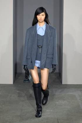 Simkhai Ready to wear fall winter 2025 26 NEW YORK February 2025 Simkhai Ready to wear fall winter 2025 26 NEW YORK February 2025, Credit:Zeppelin Avalon  Copyright: xZeppelinx xAvalonx 0961296498