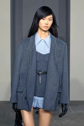 Simkhai Ready to wear fall winter 2025 26 NEW YORK February 2025 Simkhai Ready to wear fall winter 2025 26 NEW YORK February 2025, Credit:Zeppelin Avalon  Copyright: xZeppelinx xAvalonx 0961296509