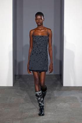 Simkhai Ready to wear fall winter 2025 26 NEW YORK February 2025 Simkhai Ready to wear fall winter 2025 26 NEW YORK February 2025, Credit:Zeppelin Avalon  Copyright: xZeppelinx xAvalonx 0961296691