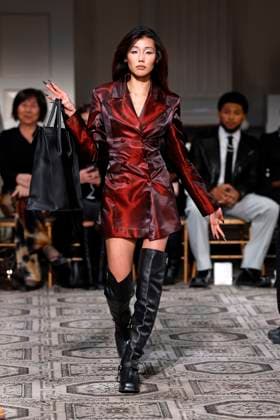 Kim Shui Ready to wear fall winter 2025 26 NEW YORK February 2025 Kim Shui Ready to wear fall winter 2025 26 NEW YORK February 2025, Credit:Zeppelin Avalon  Copyright: xZeppelinx xAvalonx 0961292691