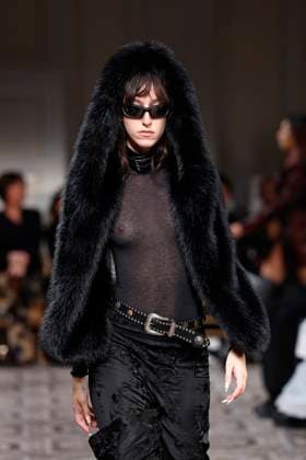 Kim Shui Ready to wear fall winter 2025 26 NEW YORK February 2025 Kim Shui Ready to wear fall winter 2025 26 NEW YORK February 2025, Credit:Zeppelin Avalon  Copyright: xZeppelinx xAvalonx 0961292793