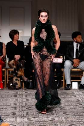 Kim Shui Ready to wear fall winter 2025 26 NEW YORK February 2025 Kim Shui Ready to wear fall winter 2025 26 NEW YORK February 2025, Credit:Zeppelin Avalon  Copyright: xZeppelinx xAvalonx 0961294125