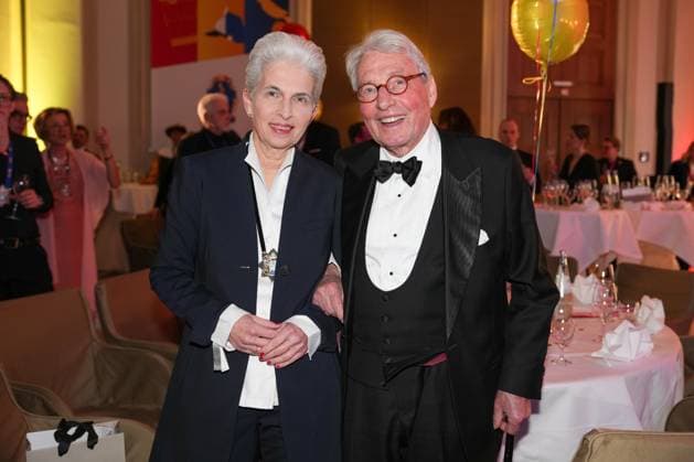 75 Award of the Order WIDER DEN TIERISCHEN ERNST in Aachen Marie Agnes Strack Zimmermann together with her husband Horst Strack Zimmermann at the 75 Award of the Order WIDER DEN TIERISCHEN ERNST , Aachen, 08 02 2025 Aachen NRW Germany