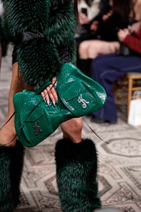 Kim Shui Ready to wear fall winter 2025 26 NEW YORK February 2025 Kim Shui Ready to wear fall winter 2025 26 NEW YORK February 2025, Credit:Zeppelin Avalon  Copyright: xZeppelinx xAvalonx 0961294547