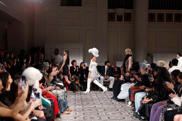 Kim Shui Ready to wear fall winter 2025 26 NEW YORK February 2025 Kim Shui Ready to wear fall winter 2025 26 NEW YORK February 2025, Credit:Zeppelin Avalon  Copyright: xZeppelinx xAvalonx 0961294584