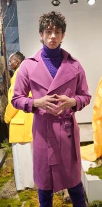 Nyfw-chuks collins fall winter 2025. (new) nyfw-chuks collins fall winter 2025. February 8, 2025, new york, usa: chuks collins presents his collection mycelium whispers the good fungi in collaboration with lush decor and exclusively sold on amazon. The collection invites you to experience a journey of transformation inspired by the regenerative power of mushrooms and the intricate beauty of mycelium networks. Mandatory credit: niyi fote thenews2 (Foto: Niyi Fote Thenews2 imago images) Nyfw-chuks collins fall winter 2025.  Copyright: xNiyixFotex