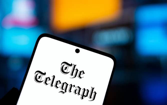 Dhaka, Bangladesch - 18. Januar 2025: Das Telegraph-Logo wird auf einem Smartphone angezeigt. Der Telegraph ist eine britische Tageszeitung, die von einem Unternehmen herausgegeben wird. Dhaka, Bangladesh- 18 Jan 2025: the telegraph logo is displayed on smartphone. The Telegraph is a British daily broadsheet newspaper published company. Copyright: xZoonar.com MojahidxMottakinx 22775084
