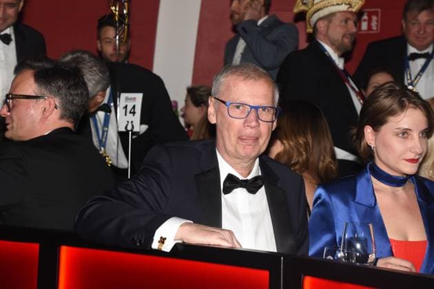 Guenther Jauch Presenter Karl Valentin Medal Award Winner Mona Meiller Munich 08 02 2025 Deutsches Theater Grosser Narrhalla Ball SoirÃ e with presentation of the Karl Valentin Medal to Guenther Jauch, Presenter, Journalist Producer Munich