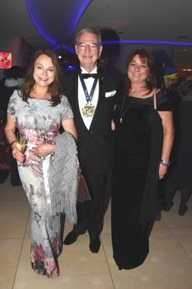 Ulrike Grimm Stadtraetin Alexander Claudia Reissl Stadtrat Muenchen 08 02 2025 Deutsches Theater Grosser Narrhalla Ball SoirÃ e mit Verleihung des Karl Valentin Orden an Guenther Jauch, Moderator, Journalist Producer Muenchen