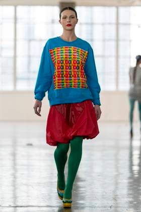 A model wears clothes by Spanish designer Agatha Ruiz de la Prada in New York, United States, 09 February 2025. Spanish designer Agatha Ruiz de la Prada presents her 2025 collection !ACHTUNG: NUR REDAKTIONELLE NUTZUNG!  Copyright: xAngelxColmenaresx AME8804 20250209-55015953175_1