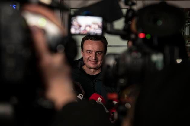 News Themen der Woche KW06 News Bilder des Tages February 9, 2025, Pristina, Pristina, Kosovo: Kosovo parliamentary elections are held today, Sunday February 9. With 38,2% of the preferences, the Levizja VetoVendosja party wins the elections. Pristina Kosovo - ZUMAp199 20250209_zip_p199_005 Copyright: xMatteoxPlacuccix