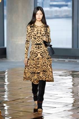 Ulla Johnson Ready to wear fall winter 2025 26 NEW YORK February 2025 Ulla Johnson Ready to wear fall winter 2025 26 NEW YORK February 2025, Credit:Zeppelin Avalon  Copyright: xZeppelinx xAvalonx 0961811417