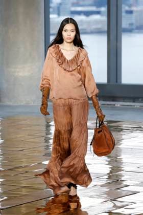 Ulla Johnson Ready to wear fall winter 2025 26 NEW YORK February 2025 Ulla Johnson Ready to wear fall winter 2025 26 NEW YORK February 2025, Credit:Zeppelin Avalon  Copyright: xZeppelinx xAvalonx 0961811526
