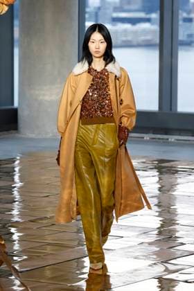 Ulla Johnson Ready to wear fall winter 2025 26 NEW YORK February 2025 Ulla Johnson Ready to wear fall winter 2025 26 NEW YORK February 2025, Credit:Zeppelin Avalon  Copyright: xZeppelinx xAvalonx 0961811629