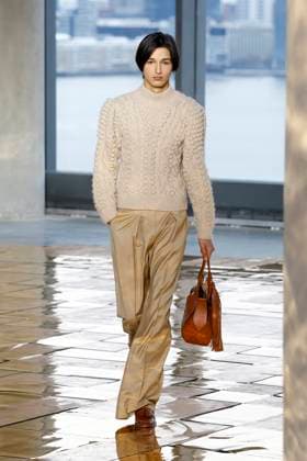 Ulla Johnson Ready to wear fall winter 2025 26 NEW YORK February 2025 Ulla Johnson Ready to wear fall winter 2025 26 NEW YORK February 2025, Credit:Zeppelin Avalon  Copyright: xZeppelinx xAvalonx 0961811664