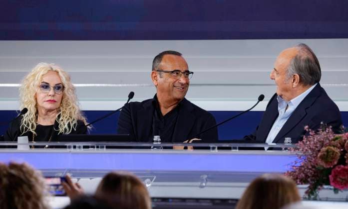 February 10, 2025, Sanremo, ITALY: Sanremo Festival host and artistic director Carlo Conti (C) and co-hosts and Italian presenters Antonella Clerici (L) and Gerry Scotti during a press conference at the 75th Sanremo Italian Song Festival, Sanremo, Italy, 10 February 2025. The music festival runs from 11 to 15 February 2025. ANSA FABIO FRUSTACI Sanremo ITALY  - ZUMAa110 20250210_zaf_a110_048 Copyright: xFabioxFrustacix