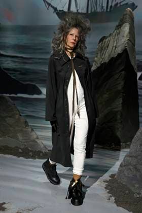 Elena Velez Ready to wear fall winter 2025 26 NEW YORK February 2025 Elena Velez Ready to wear fall winter 2025 26 NEW YORK February 2025, Credit:Zeppelin Avalon  Copyright: xZeppelinx xAvalonx 0961837093