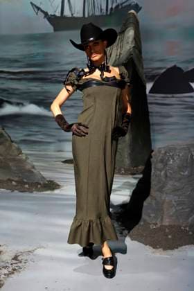 Elena Velez Ready to wear fall winter 2025 26 NEW YORK February 2025 Elena Velez Ready to wear fall winter 2025 26 NEW YORK February 2025, Credit:Zeppelin Avalon  Copyright: xZeppelinx xAvalonx 0961836891