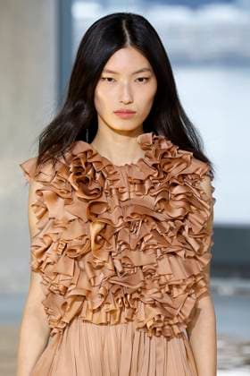 Ulla Johnson Ready to wear fall winter 2025 26 NEW YORK February 2025 Ulla Johnson Ready to wear fall winter 2025 26 NEW YORK February 2025, Credit:Zeppelin Avalon  Copyright: xZeppelinx xAvalonx 0961867196