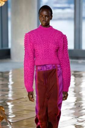 Ulla Johnson Ready to wear fall winter 2025 26 NEW YORK February 2025 Ulla Johnson Ready to wear fall winter 2025 26 NEW YORK February 2025, Credit:Zeppelin Avalon  Copyright: xZeppelinx xAvalonx 0961866879