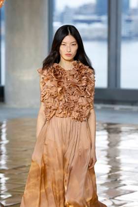 Ulla Johnson Ready to wear fall winter 2025 26 NEW YORK February 2025 Ulla Johnson Ready to wear fall winter 2025 26 NEW YORK February 2025, Credit:Zeppelin Avalon  Copyright: xZeppelinx xAvalonx 0961867053