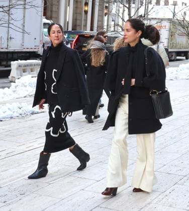 NYFW - Carolina Herrera With Her Family Designer Carolina Herrera with her daughters Carolina Adriana Herrera, Patricia Cristina Herrera and their children leave the Carolina Herrera show during the New York fashion week, NY, USA, on February 10, 2025. Photo by Dylan Travis ABACAPRESS.COM New York City NY United States  Copyright: xDylanxTravis ABACAx