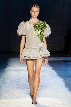 Défilé de mode Sandy Liang collection automne hiver 2025 2026 lors de la Fashion Week de New York Model on the runway at the Sandy Liang Fall RTW 2025 fashion show as part of New York Fashion Week on February 09, 2025 in New York, New York New York Etats Unis  Copyright: xAgencex xBestimagexAgencex xBestimagex