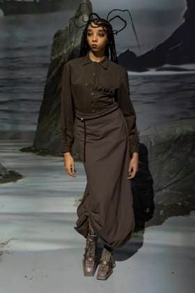 Défilé de mode Elena Velez collection automne hiver 2025 2026 lors de la Fashion Week de New York Model on the runway at the Elena Velez Fall RTW 2025 fashion show as part of New York Fashion Week on February 09, 2025 in New York, New York New York Etats Unis  Copyright: xAgencex xBestimagexAgencex xBestimagex