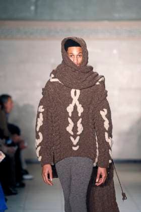 Meruert Tolegen Ready to Wear Fall Winter 2025 26 - New York, February 2025 Meruert Tolegen Ready to Wear Fall Winter 2025 26 - New York, February 2025, Credit:Zeppelin Avalon  Copyright: xZeppelinx xAvalonx 0961891180