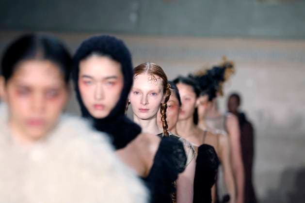 Meruert Tolegen Ready to Wear Fall Winter 2025 26 - New York, February 2025 Meruert Tolegen Ready to Wear Fall Winter 2025 26 - New York, February 2025, Credit:Zeppelin Avalon  Copyright: xZeppelinx xAvalonx 0961891308