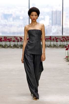 Carolina Herrera Ready to Wear Fall Winter 2025 26 - New York, February 2025 Carolina Herrera Ready to Wear Fall Winter 2025 26 - New York, February 2025, Credit:Zeppelin Avalon  Copyright: xZeppelinx xAvalonx 0961898051