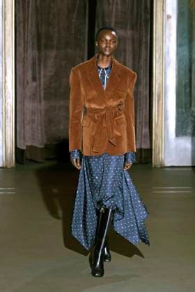 Monse Ready to wear fall winter 2025 26 NEW YORK February 2025 Monse Ready to wear fall winter 2025 26 NEW YORK February 2025, Credit:Zeppelin Avalon  Copyright: xZeppelinx xAvalonx 0961906045