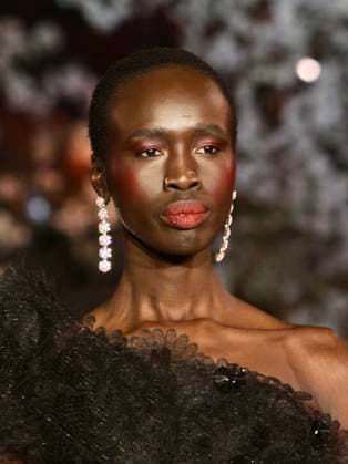 Nyfw: nardos fall 2025 collection. (new) nyfw: nardos fall 2025 collection. February 10, 2025, new york, usa: presentation of nardos fall 2025 collection during new york fashion week at plaza hotel in manhattan, new york. The collection is inspired by the craftsmanship of jewelry making and the raw beauty of natural stones. Mandatory credit: niyi fote thenews2 (Foto: Niyi Fote Thenews2 imago images) Nyfw: nardos fall 2025 collection.  Copyright: xNiyixFotex