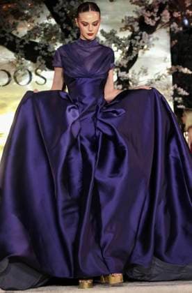 Nyfw: nardos fall 2025 collection. (new) nyfw: nardos fall 2025 collection. February 10, 2025, new york, usa: presentation of nardos fall 2025 collection during new york fashion week at plaza hotel in manhattan, new york. The collection is inspired by the craftsmanship of jewelry making and the raw beauty of natural stones. Mandatory credit: niyi fote thenews2 (Foto: Niyi Fote Thenews2 imago images) Nyfw: nardos fall 2025 collection.  Copyright: xNiyixFotex