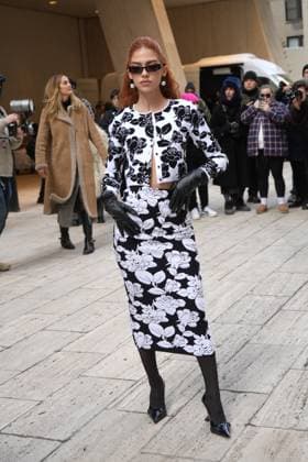 February 10, 2025, New York, New York, USA: Guests attend the Carolina Herrera W25 runway show during New York Fashion Week,.Pine Street, NYC.February 10, 2025 . New York USA - ZUMAms4_ 20250210_faf_ms4_028 Copyright: xSoniaxMoskowitzxGordonx