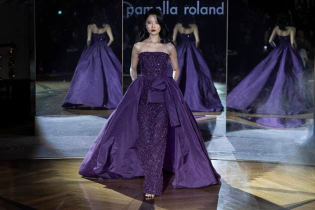 February 10, 2025, New York, New York, USA: A model walks runway for Pamella Roland runway show during New York Fashion Week Fall Winter 2025 at Rainbow Room at Rockefeller Center in New York on February 10, 2025 New York USA - ZUMAr339 20250210_znp_r339_029 Copyright: xLevxRadinx